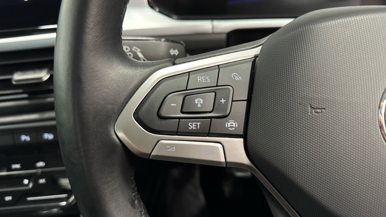 Volkswagen T-Roc 1.0 TSI Life 5dr Petrol Hatchback